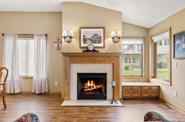 14943 Hillside Circle NW, Prior Lake, MN 55372
