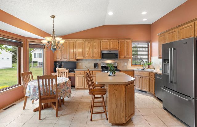14943 Hillside Circle NW, Prior Lake, MN 55372