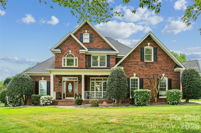 3001 Cardigan Court, Matthews, NC 28104