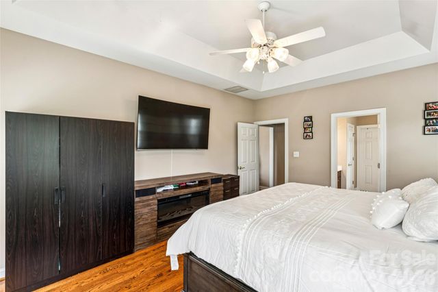 3001 Cardigan Court, Matthews, NC 28104