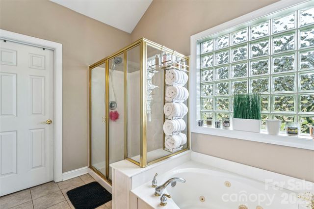 3001 Cardigan Court, Matthews, NC 28104