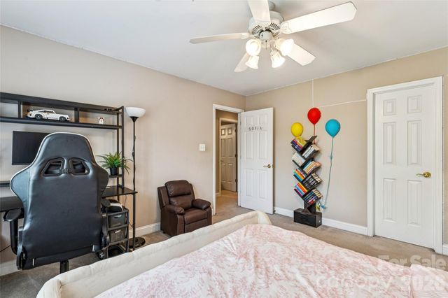 3001 Cardigan Court, Matthews, NC 28104