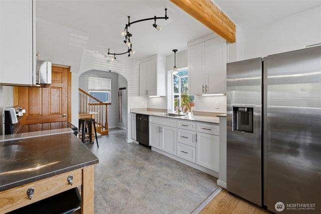926 16th Street SW, Puyallup, WA 98371