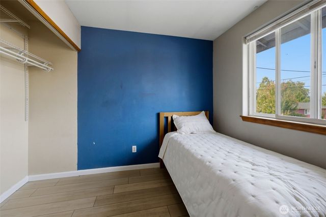 926 16th Street SW, Puyallup, WA 98371