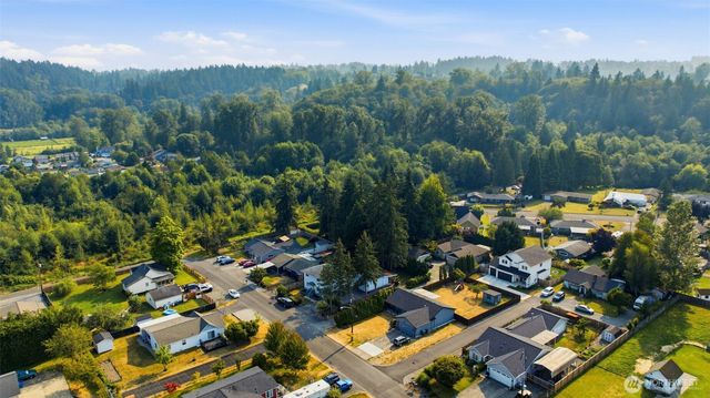 926 16th Street SW, Puyallup, WA 98371