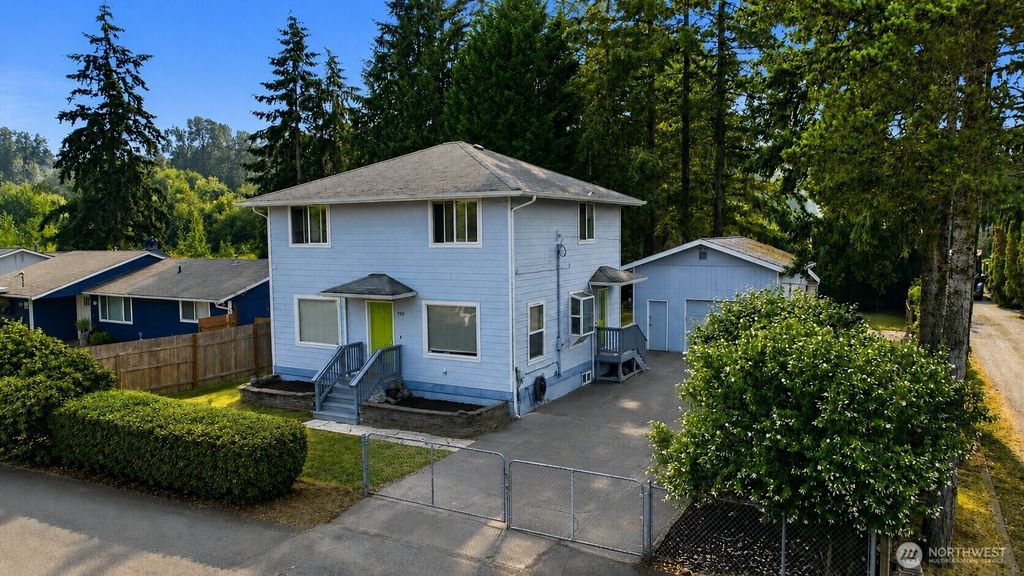 926 16th Street SW, Puyallup, WA 98371
