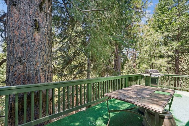 582 Grass Valley Court, Lake Arrowhead, CA 92352