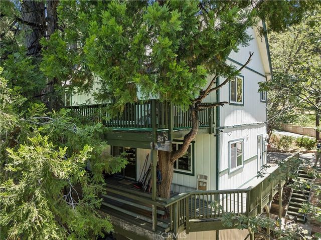 582 Grass Valley Court, Lake Arrowhead, CA 92352