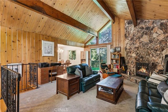 582 Grass Valley Court, Lake Arrowhead, CA 92352