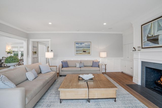 2 Noras Lane, Edgartown, MA 02539