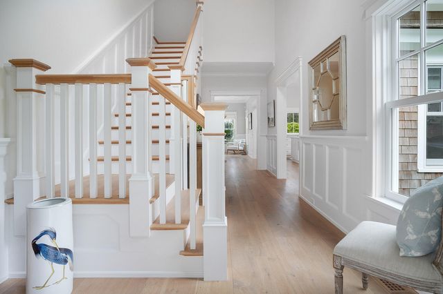 2 Noras Lane, Edgartown, MA 02539