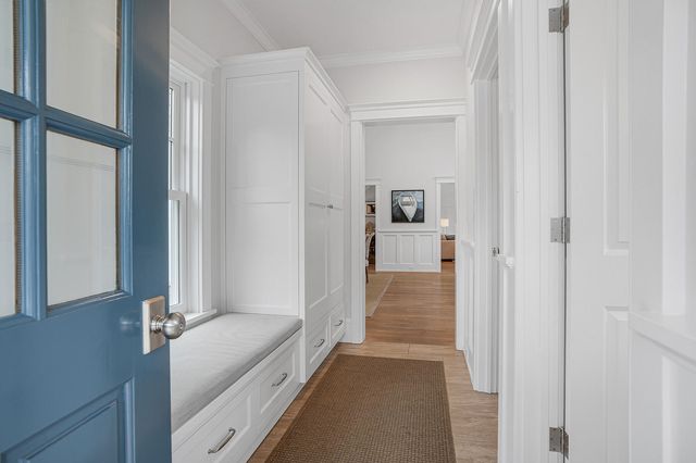 2 Noras Lane, Edgartown, MA 02539