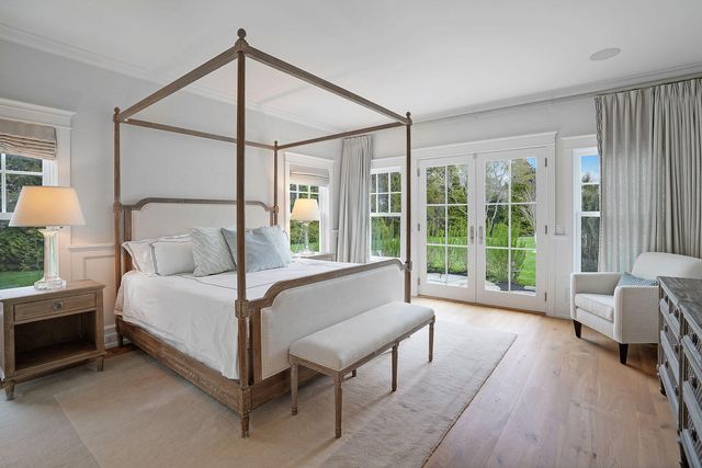 2 Noras Lane, Edgartown, MA 02539