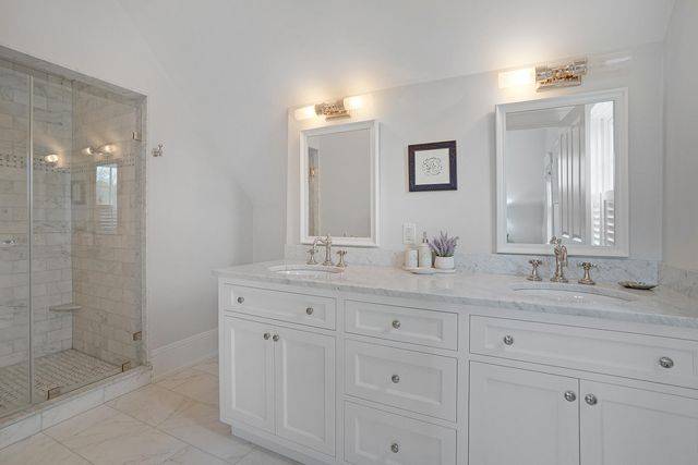 2 Noras Lane, Edgartown, MA 02539