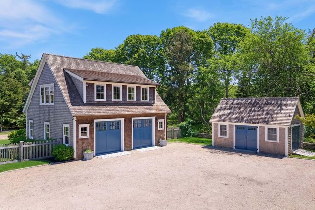 2 Noras Lane, Edgartown, MA 02539