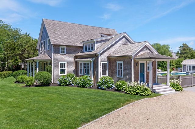2 Noras Lane, Edgartown, MA 02539