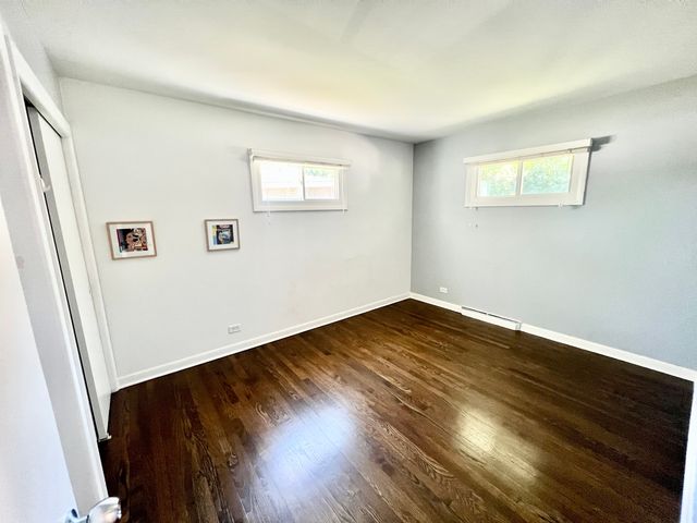 128 E Normandy Drive, Addison, IL 60101