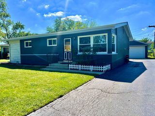 128 E Normandy Drive, Addison, IL 60101