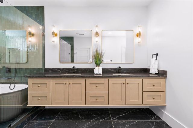 2454 Caladium NE Drive, Atlanta, GA 30345