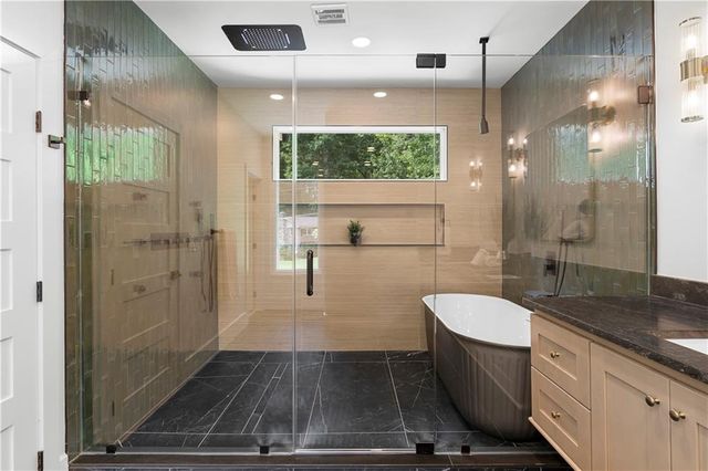 2454 Caladium NE Drive, Atlanta, GA 30345