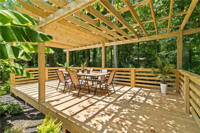 2454 Caladium NE Drive, Atlanta, GA 30345