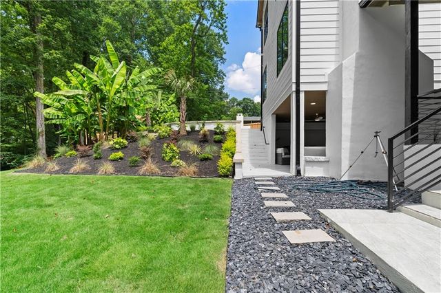 2454 Caladium NE Drive, Atlanta, GA 30345