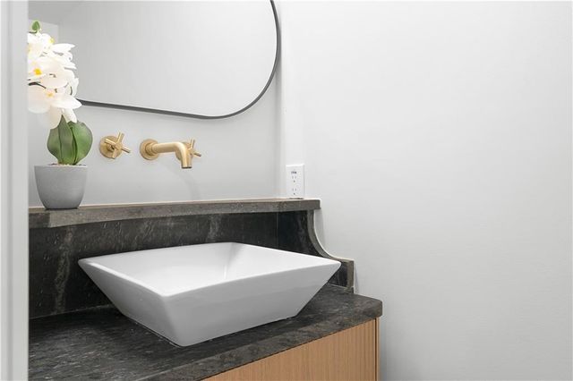 2454 Caladium NE Drive, Atlanta, GA 30345