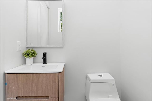 2454 Caladium NE Drive, Atlanta, GA 30345