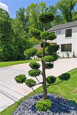 2454 Caladium NE Drive, Atlanta, GA 30345