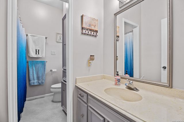 3055 Colony, San Antonio, TX 78230