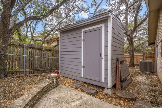 3055 Colony, San Antonio, TX 78230