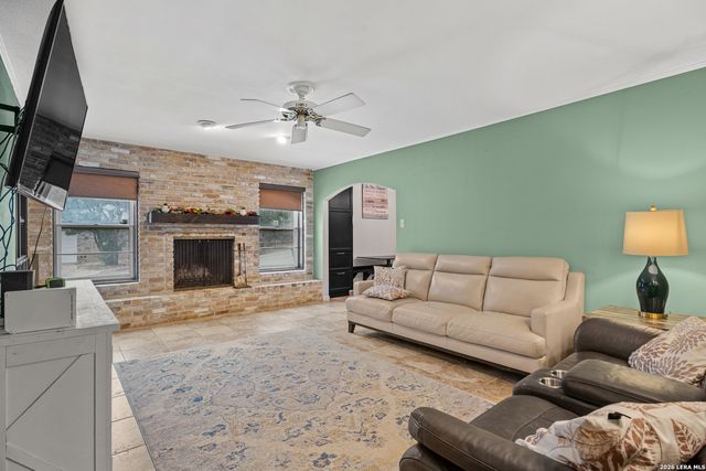 3055 Colony, San Antonio, TX 78230