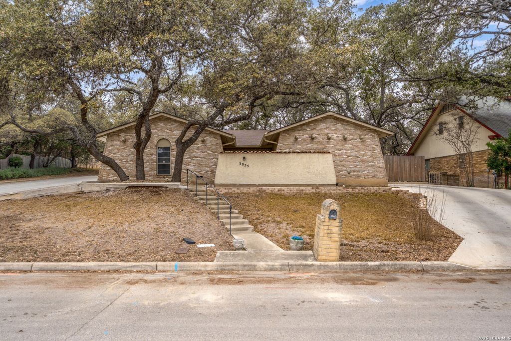 3055 Colony, San Antonio, TX 78230