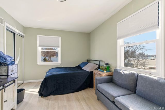 76 Alhambra Road, Massapequa, NY 11758