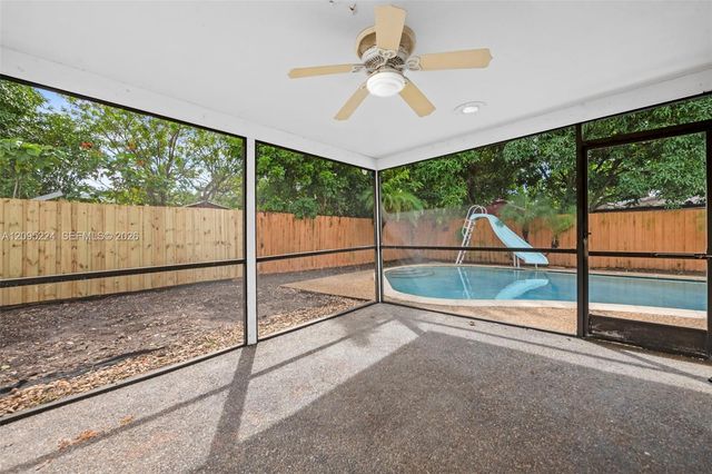 3711 SW 39th Avenue, West Park, FL 33023