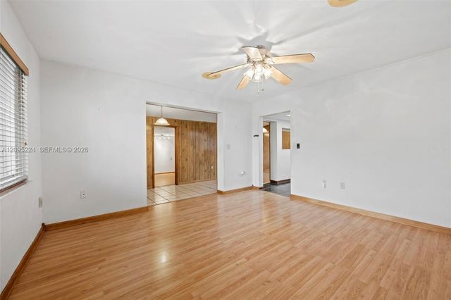 3711 SW 39th Avenue, West Park, FL 33023