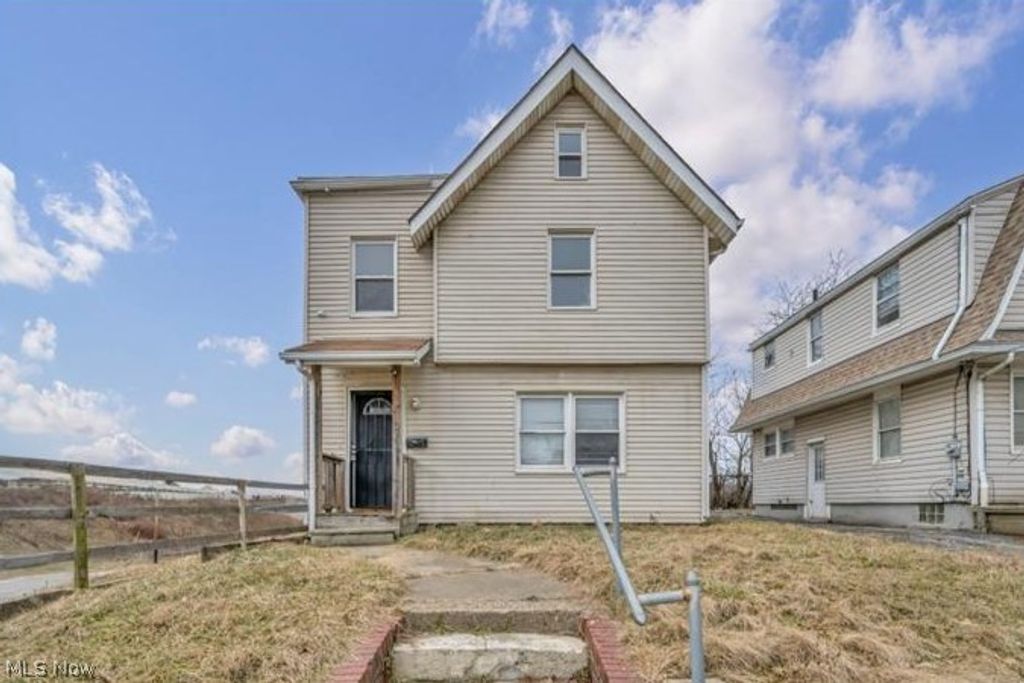 620 Hedden Avenue, Akron, OH 44311