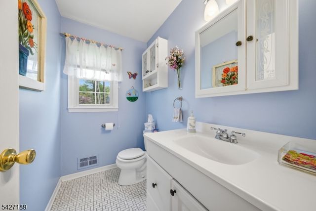 7 CANDLE LANE, East Brunswick Twp., NJ 08816