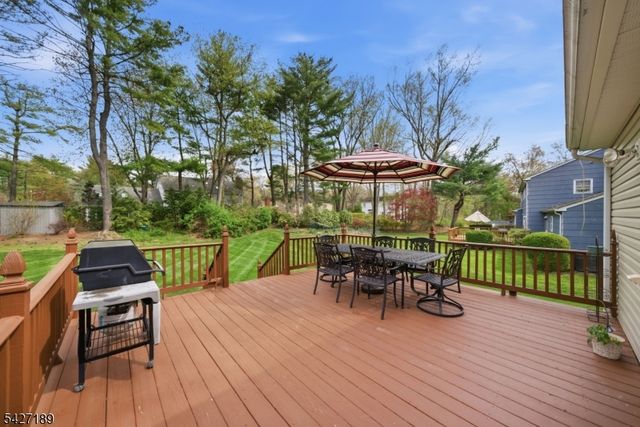 7 CANDLE LANE, East Brunswick Twp., NJ 08816