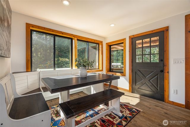 7577 Canyon View Drive, Glacier, WA 98244