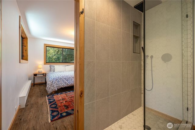 7577 Canyon View Drive, Glacier, WA 98244