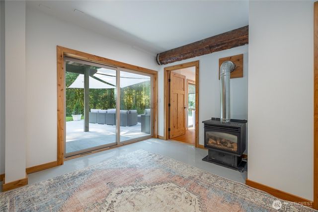 7577 Canyon View Drive, Glacier, WA 98244