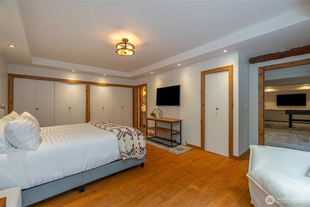 7577 Canyon View Drive, Glacier, WA 98244