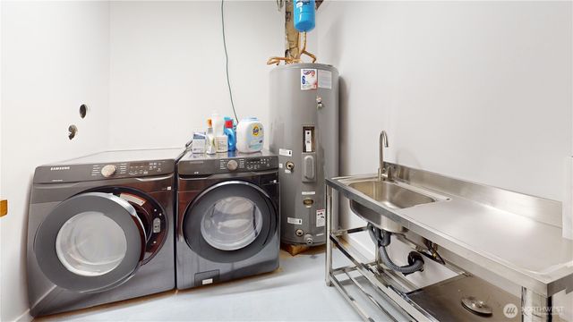 7577 Canyon View Drive, Glacier, WA 98244