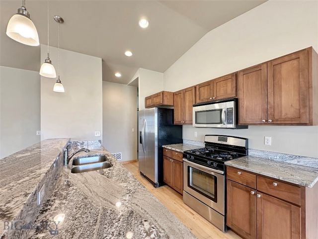 9 Voyager Lane, Bozeman, MT 59718