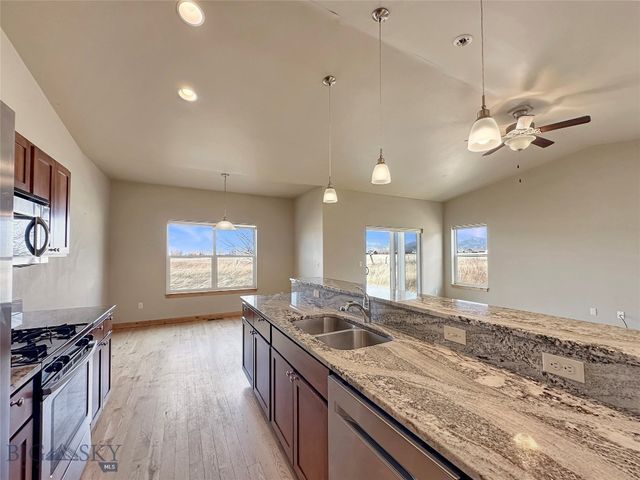 9 Voyager Lane, Bozeman, MT 59718