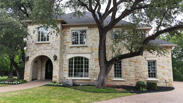 1012 Brae Court, Fort Worth, TX 76111