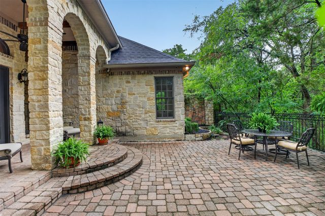 1012 Brae Court, Fort Worth, TX 76111