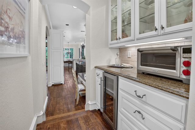 1012 Brae Court, Fort Worth, TX 76111