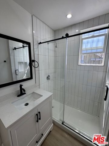224 W 107th Street, Los Angeles, CA 90003